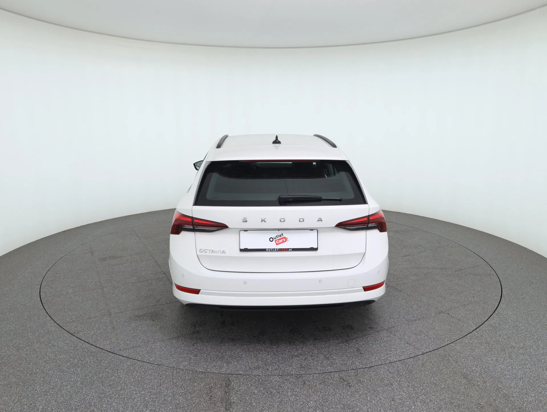 Skoda Octavia Combi 2.0 TDI Ambition | Bild 7 von 29