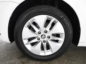 Skoda Octavia Combi 2.0 TDI Ambition | Thumbnail 10 von 29