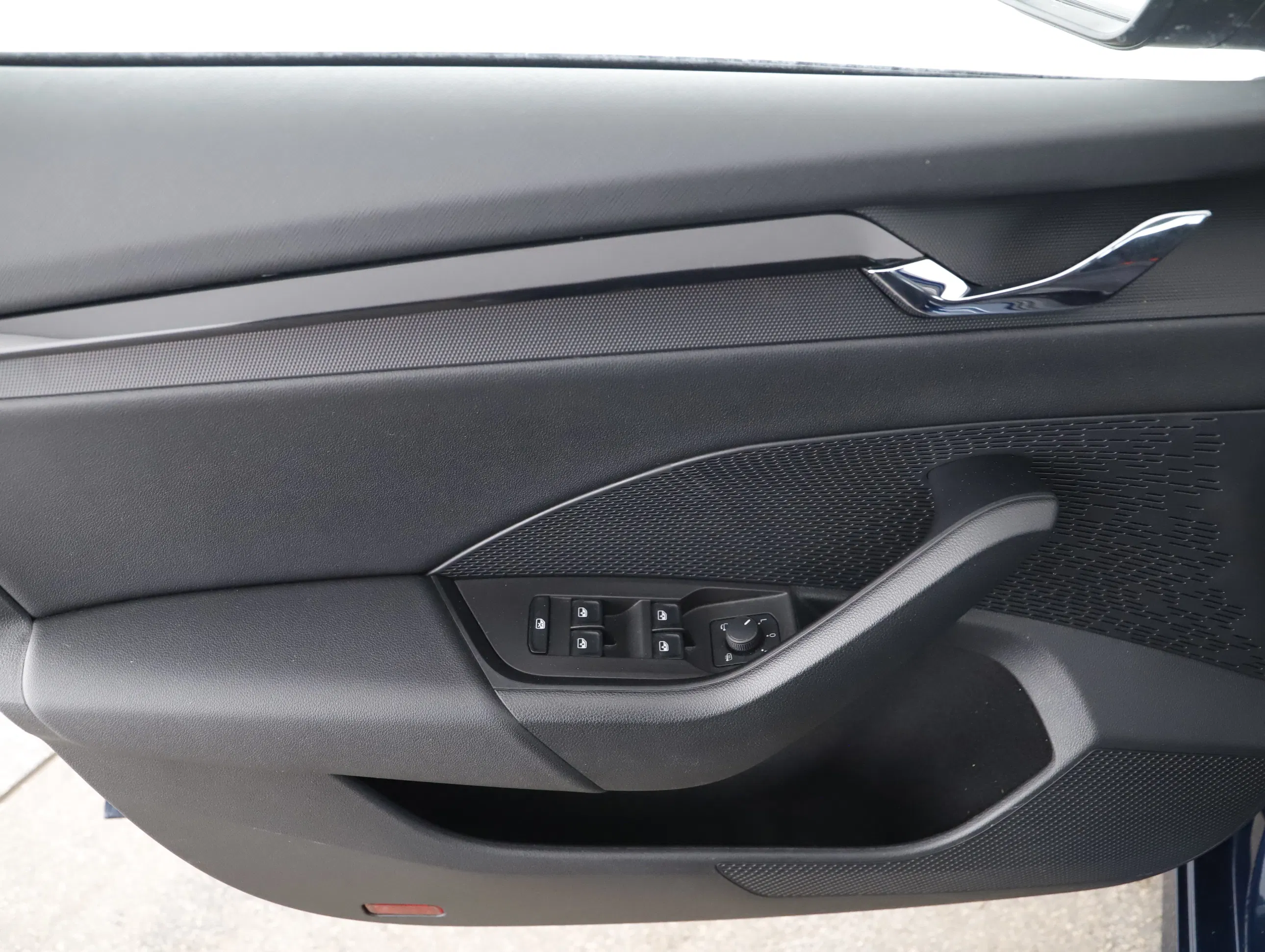 Skoda Octavia Combi 2.0 TDI Ambition | Bild 17 von 23