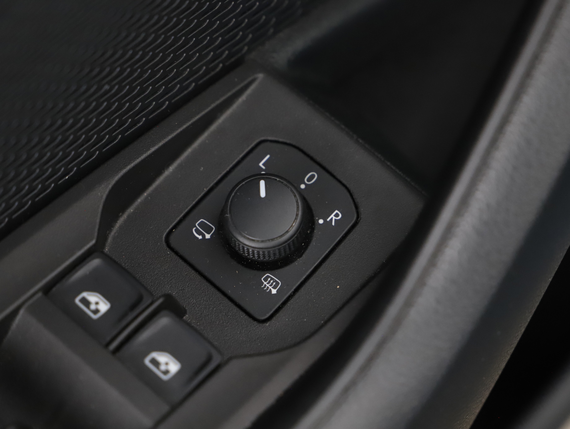 Skoda Octavia Combi 2.0 TDI Ambition | Bild 18 von 23