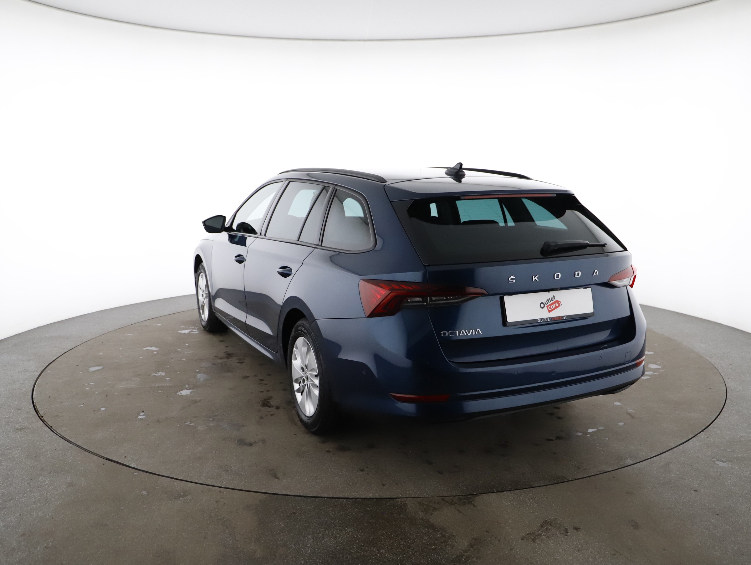 Skoda Octavia Combi 2.0 TDI Ambition | Bild 3 von 23