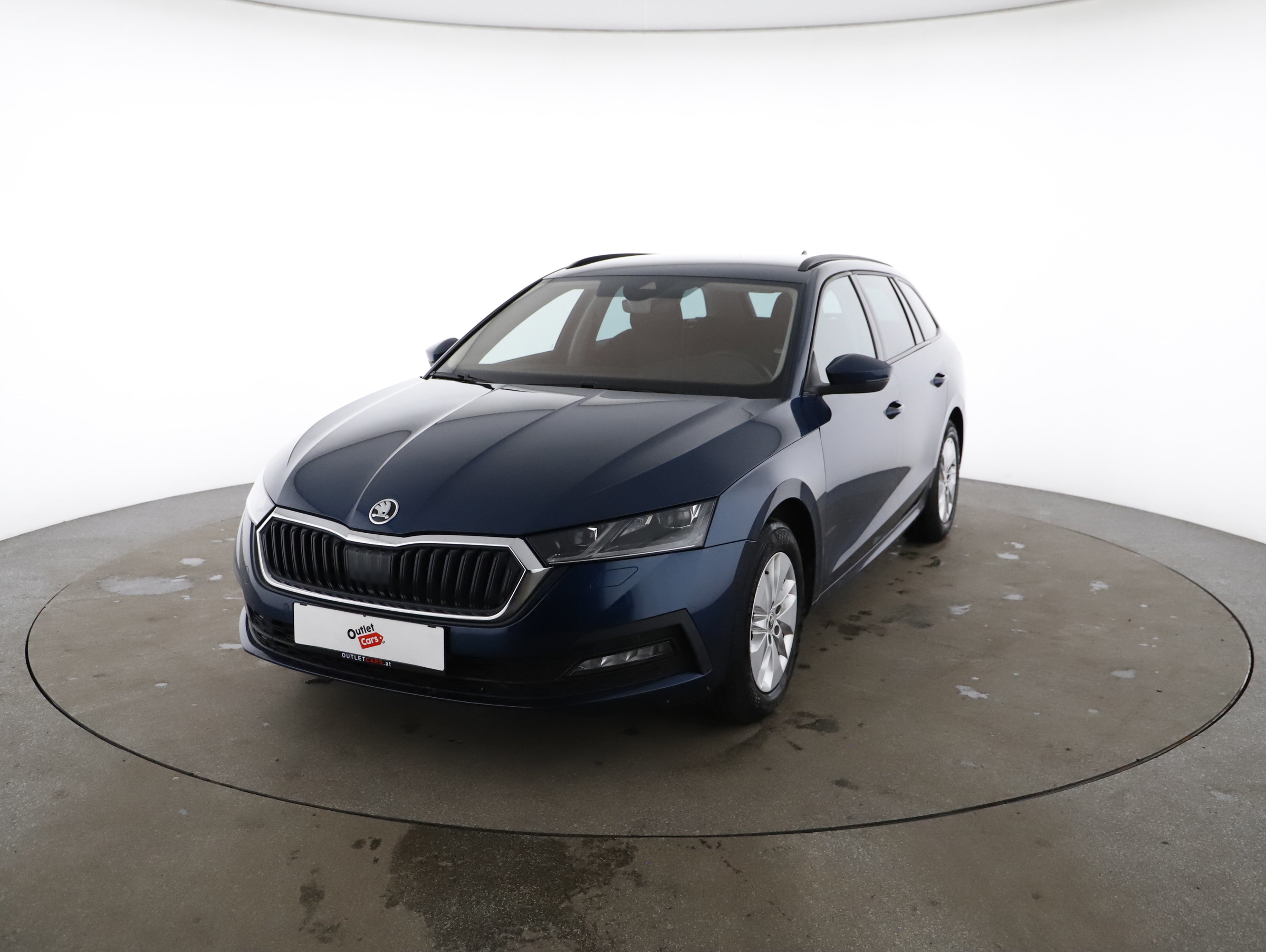 Skoda Octavia Combi 2.0 TDI Ambition | Bild 2 von 23