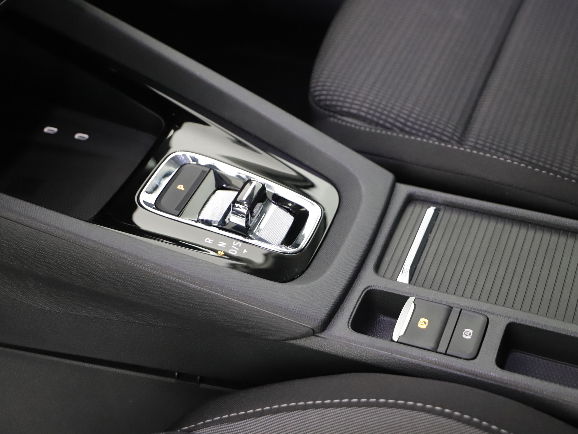 Skoda Octavia Combi 2.0 TDI Ambition | Bild 8 von 23