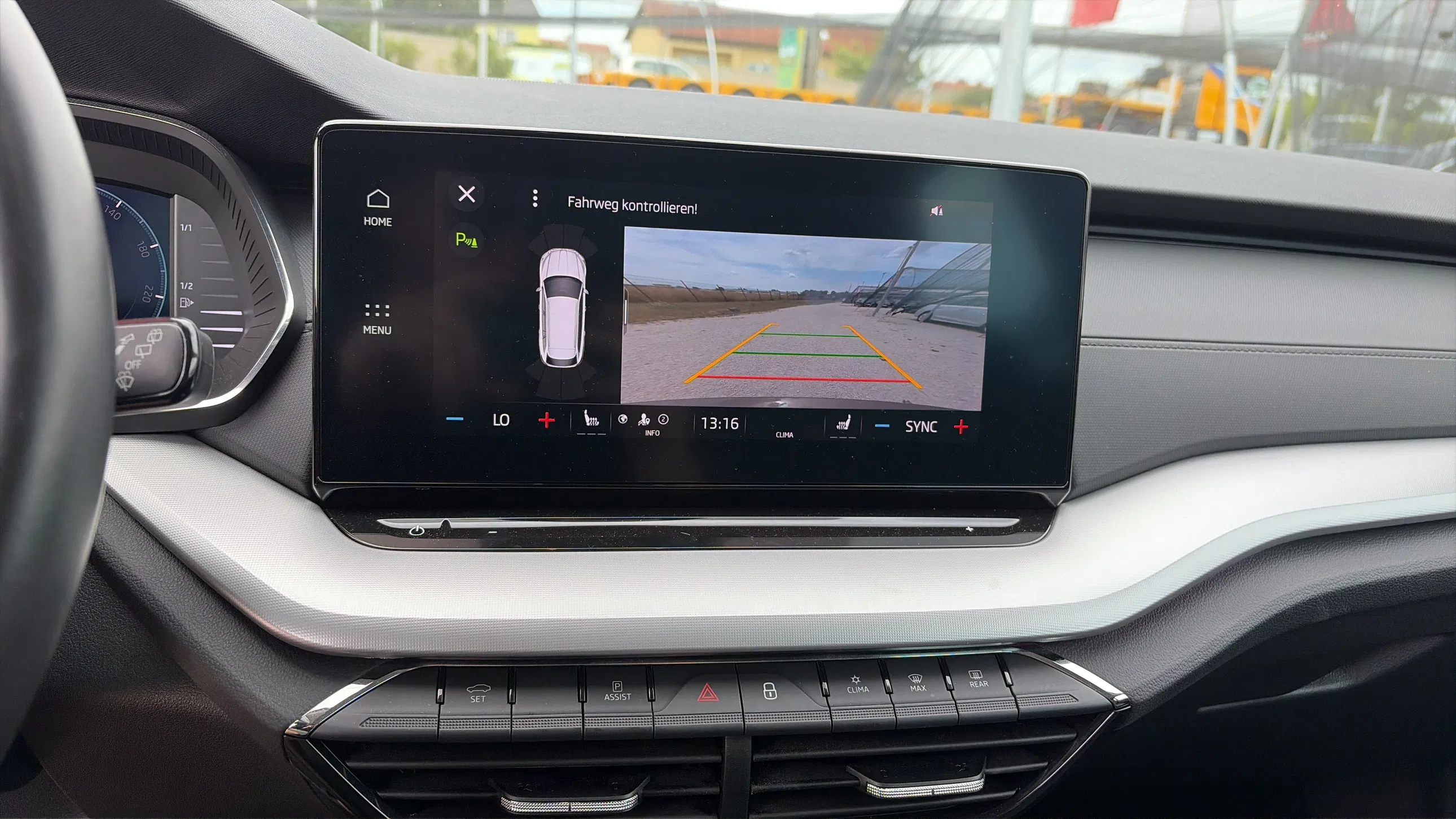 Skoda Octavia Combi 2.0 TDI Ambition | Bild 16 von 24