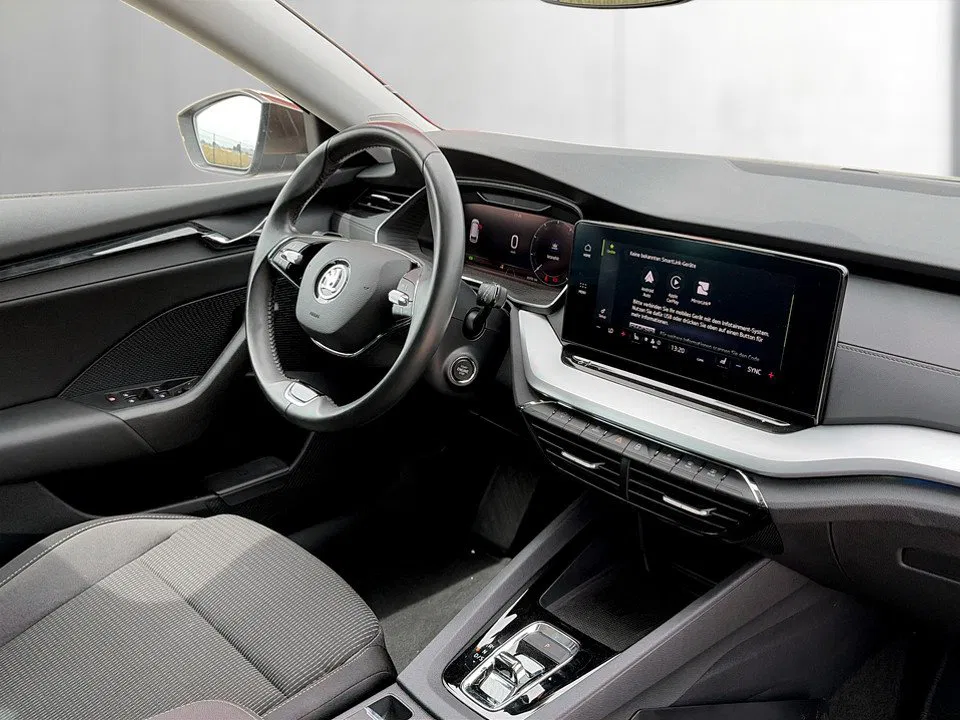 Skoda Octavia Combi 2.0 TDI Ambition | Bild 8 von 24
