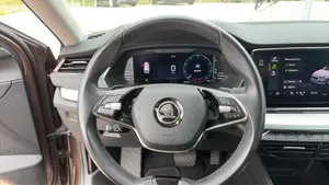 Skoda Octavia Combi 2.0 TDI Ambition | Thumbnail 10 von 24