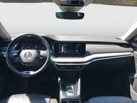 Skoda Octavia Combi 2.0 TDI Style | Thumbnail 19 von 27