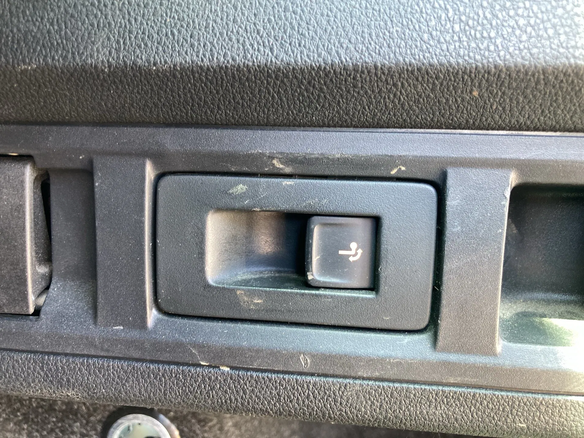 Skoda Octavia Combi 2.0 TDI Style | Bild 20 von 27