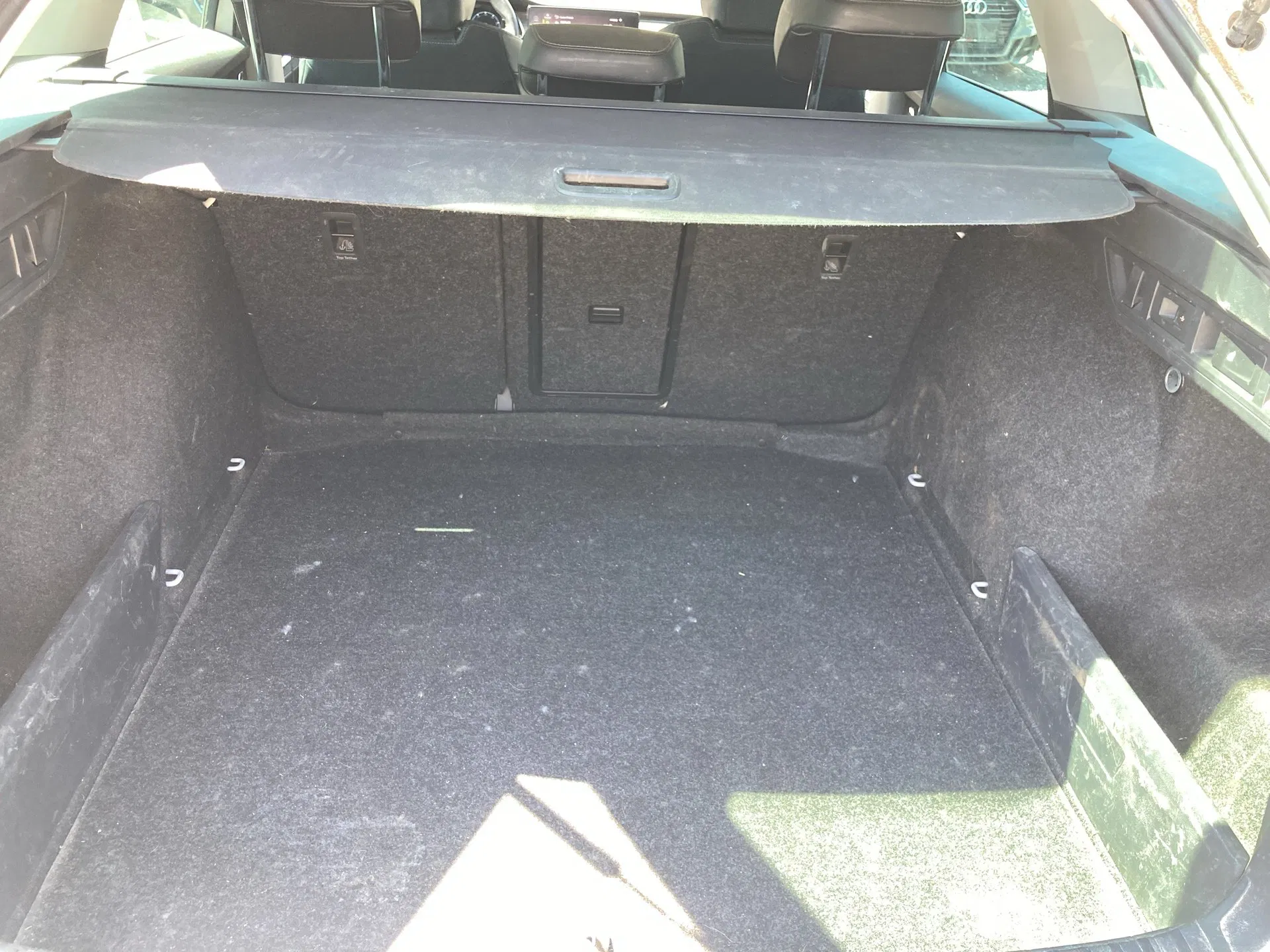 Skoda Octavia Combi 2.0 TDI Style | Bild 21 von 27