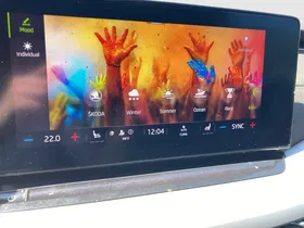 Skoda Octavia Combi 2.0 TDI Style | Thumbnail 24 von 27