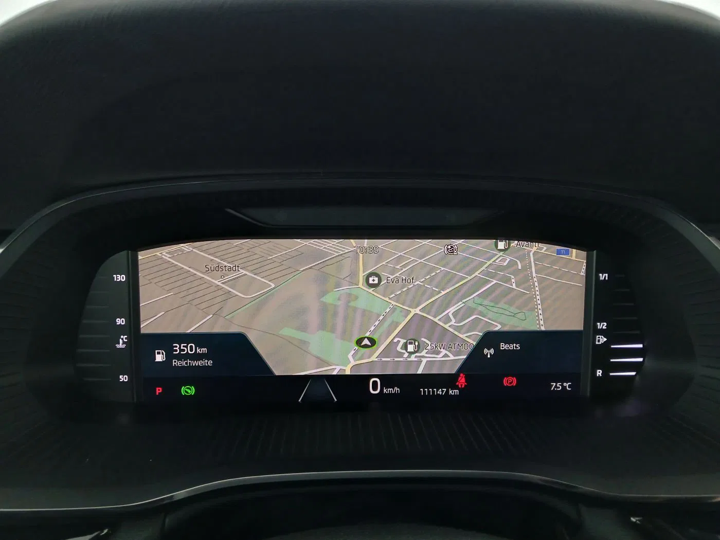 Skoda Octavia Combi 2.0 TDI Premium | Bild 16 von 30