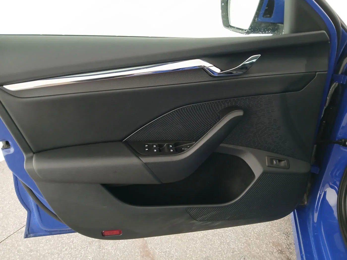 Skoda Octavia Combi 2.0 TDI Premium | Bild 10 von 30