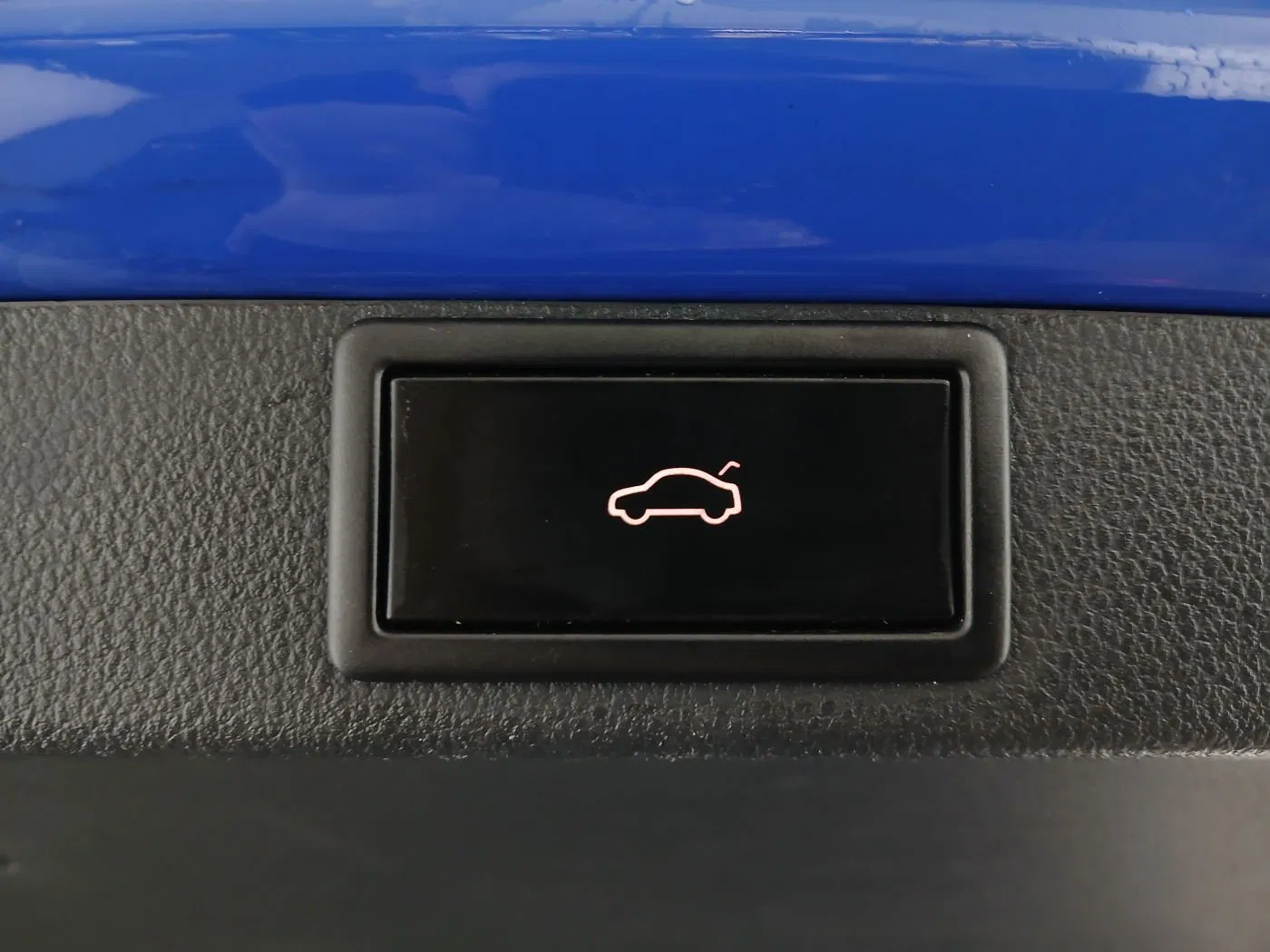 Skoda Octavia Combi 2.0 TDI Premium | Bild 30 von 30