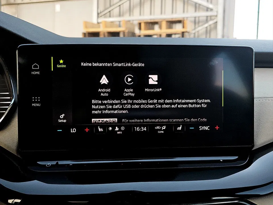 Skoda Octavia Combi 2.0 TDI Style | Bild 17 von 24