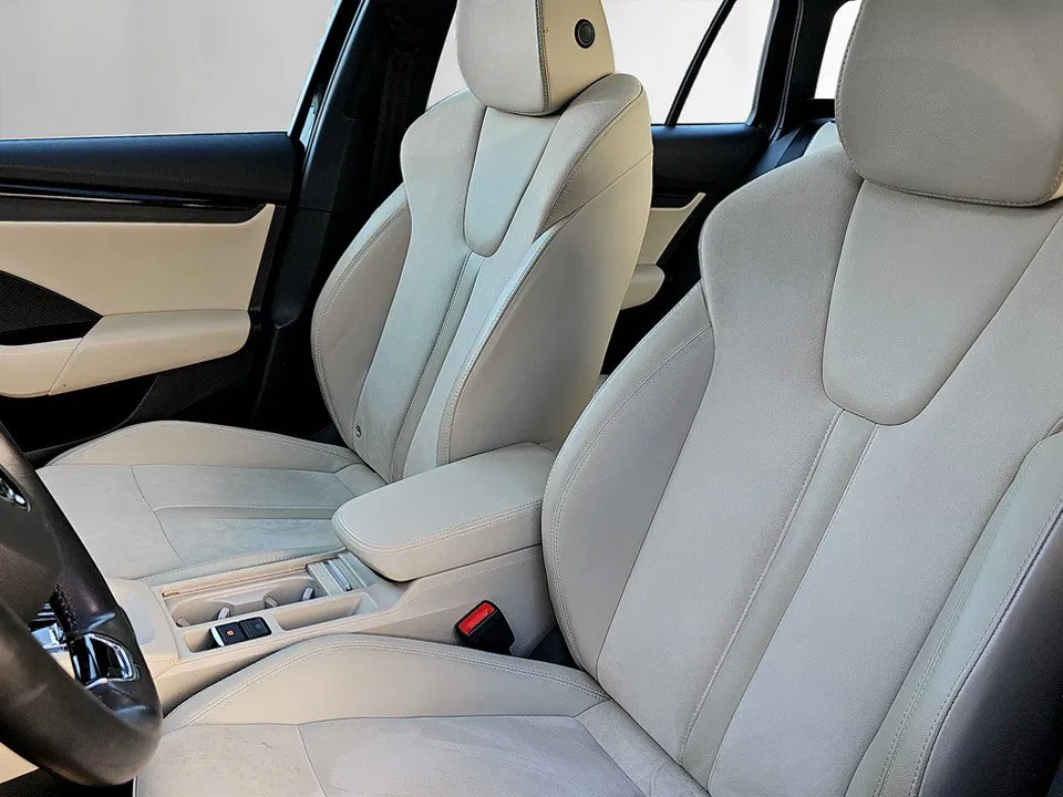 Skoda Octavia Combi 2.0 TDI Style | Bild 7 von 24