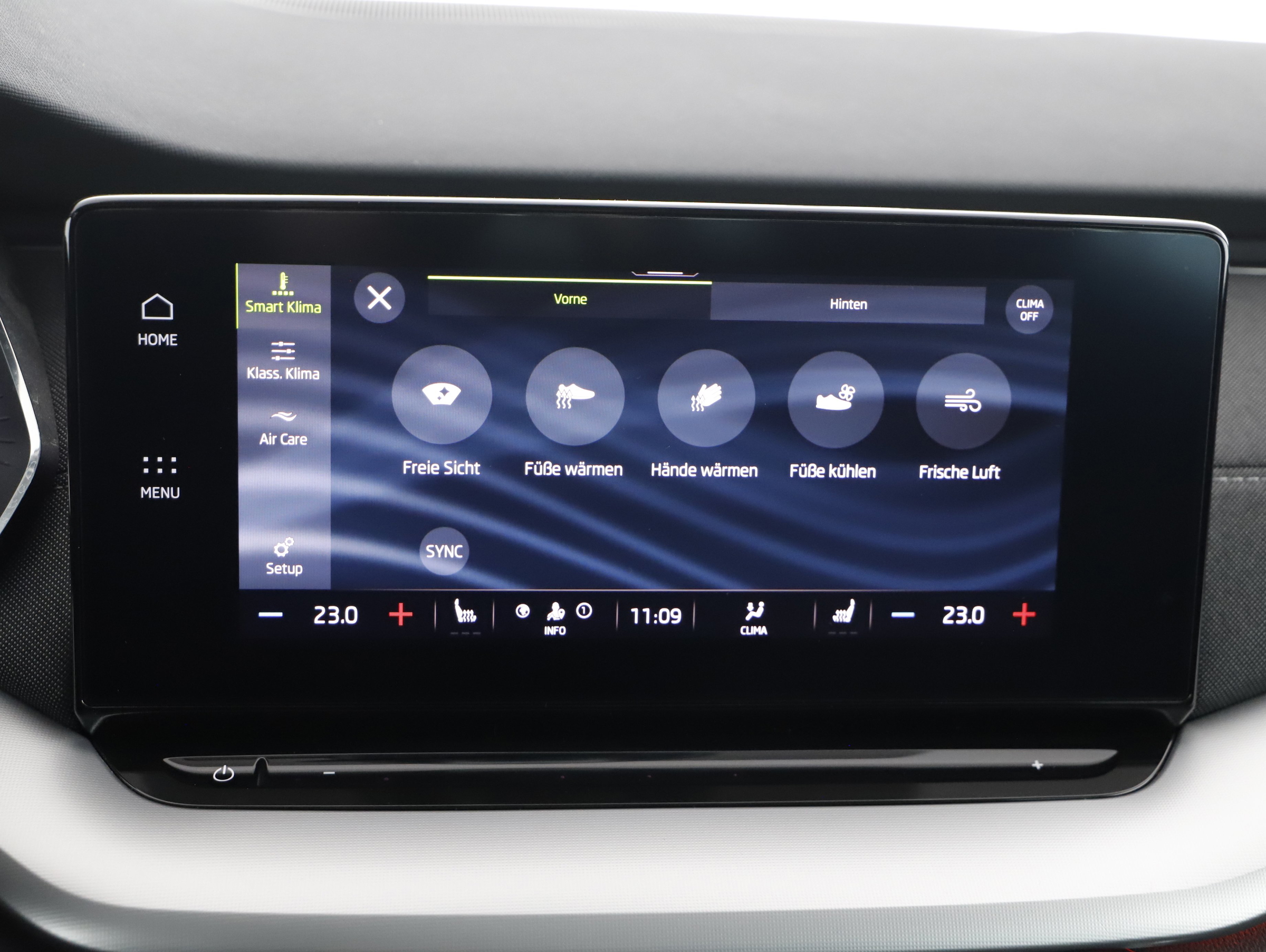 Skoda Octavia Combi 2.0 TDI Premium | Bild 10 von 24