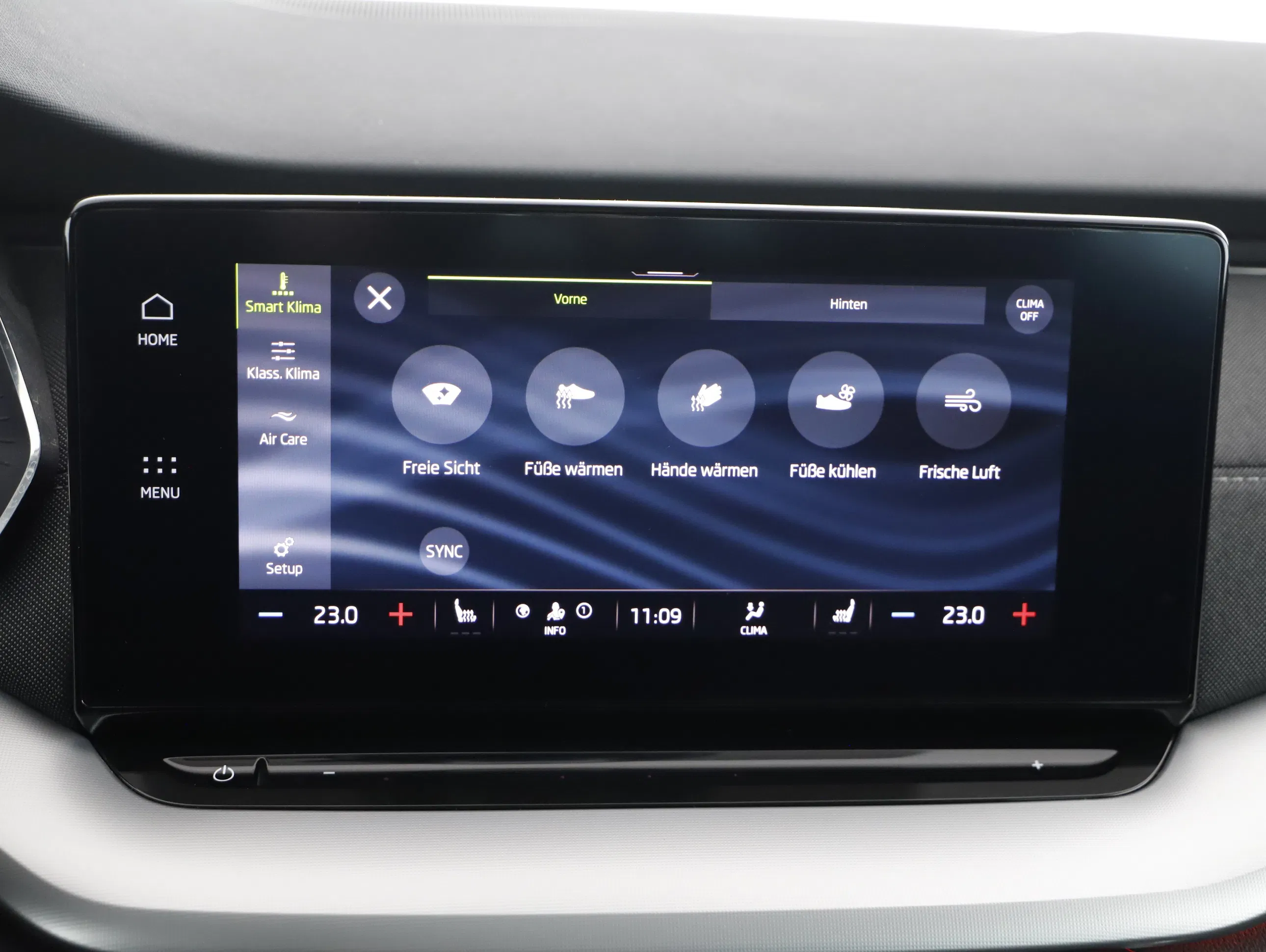 Skoda Octavia Combi 2.0 TDI Premium | Bild 10 von 24