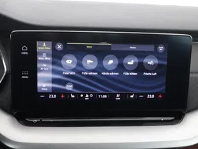 Skoda Octavia Combi 2.0 TDI Premium | Thumbnail 10 von 24