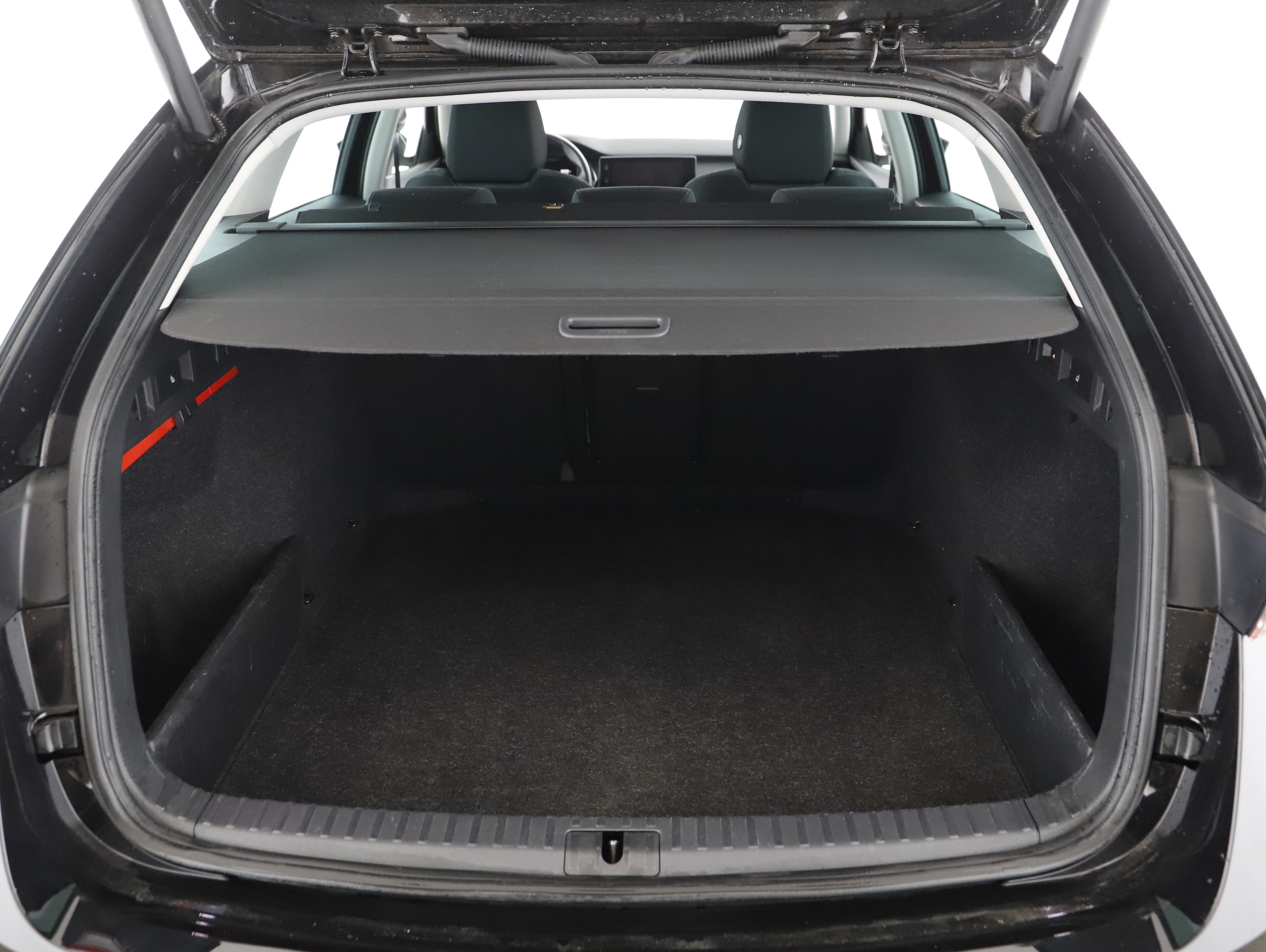 Skoda Octavia Combi 2.0 TDI Premium | Bild 16 von 24