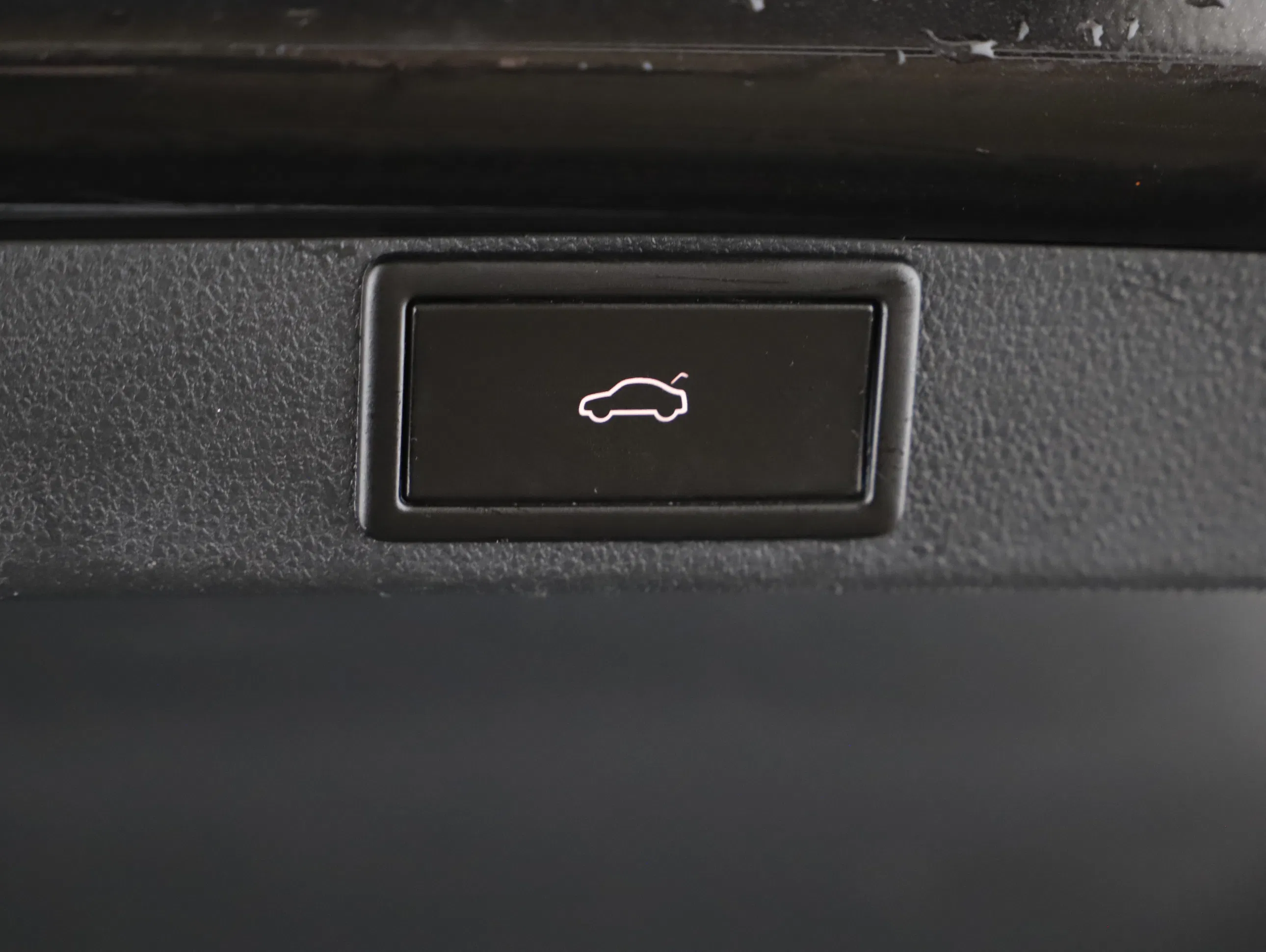 Skoda Octavia Combi 2.0 TDI Premium | Bild 17 von 24