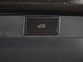 Skoda Octavia Combi 2.0 TDI Premium | Thumbnail 17 von 24