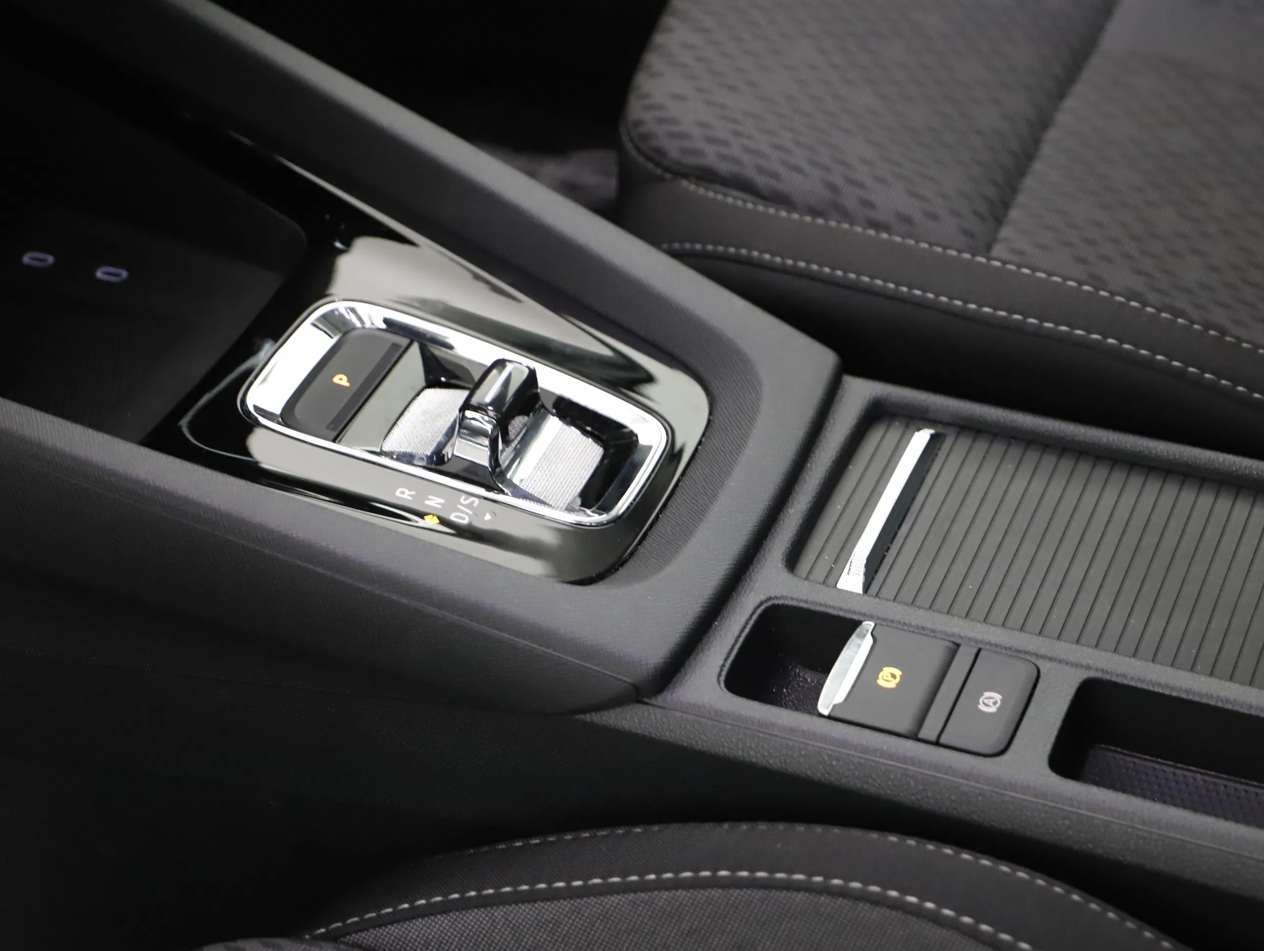 Skoda Octavia Combi 2.0 TDI Premium | Bild 5 von 24