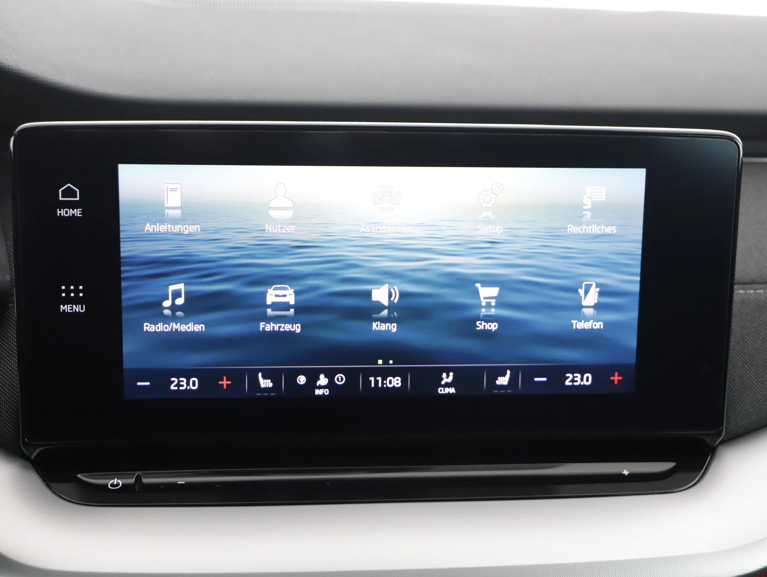 Skoda Octavia Combi 2.0 TDI Premium | Bild 7 von 24