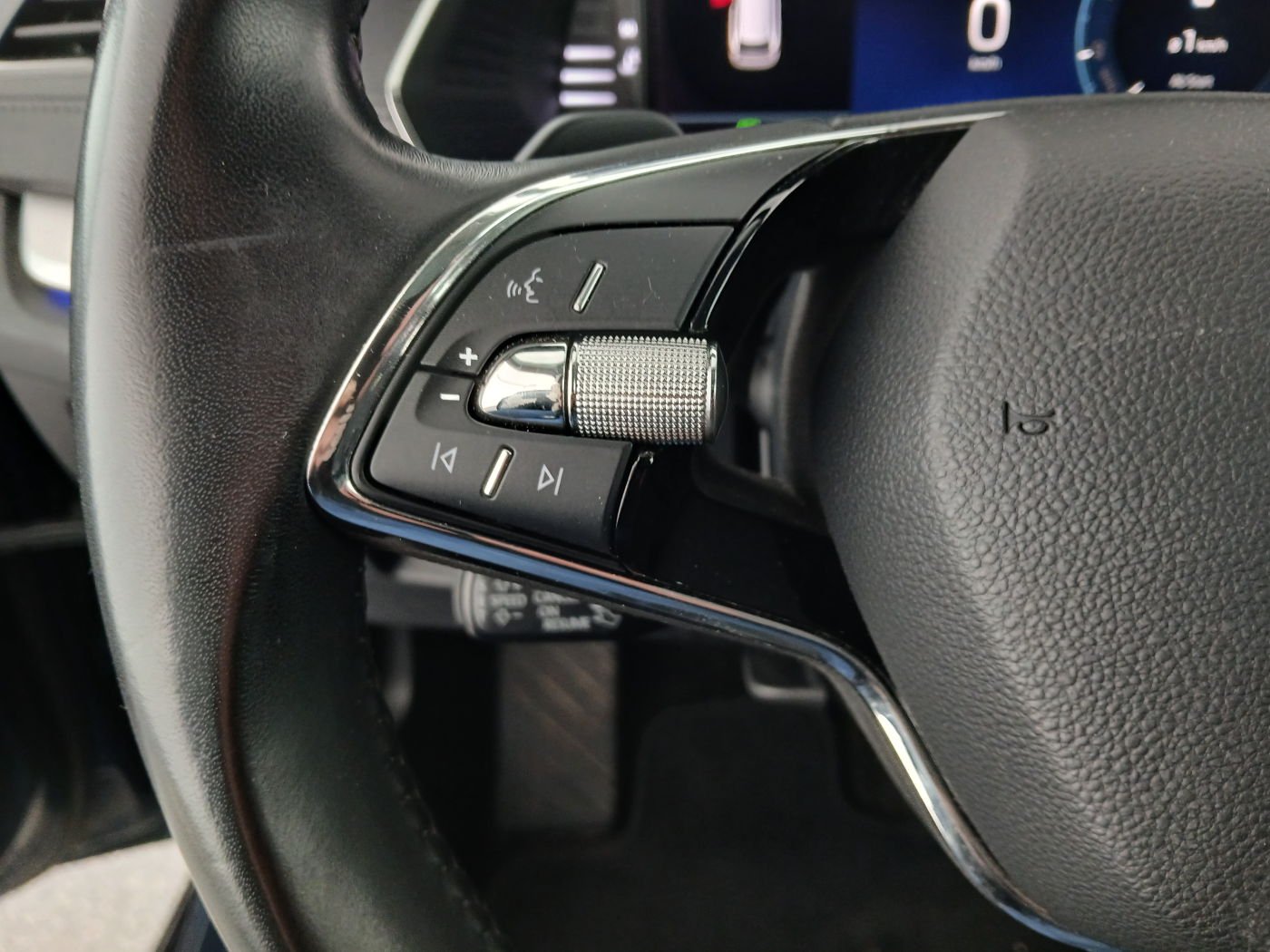 Skoda Octavia Combi 2.0 TDI Ambition | Bild 11 von 23