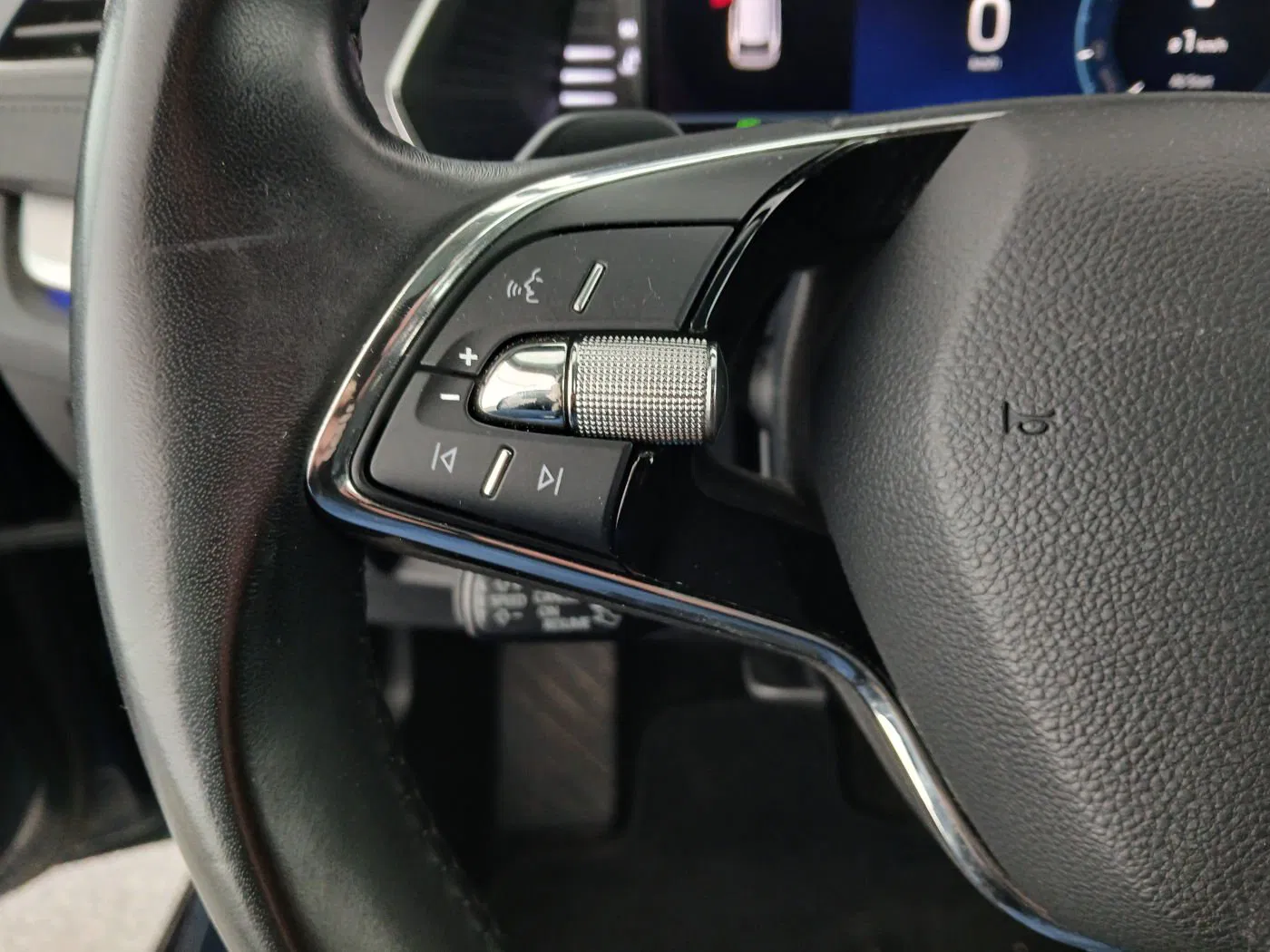 Skoda Octavia Combi 2.0 TDI Ambition | Bild 11 von 23