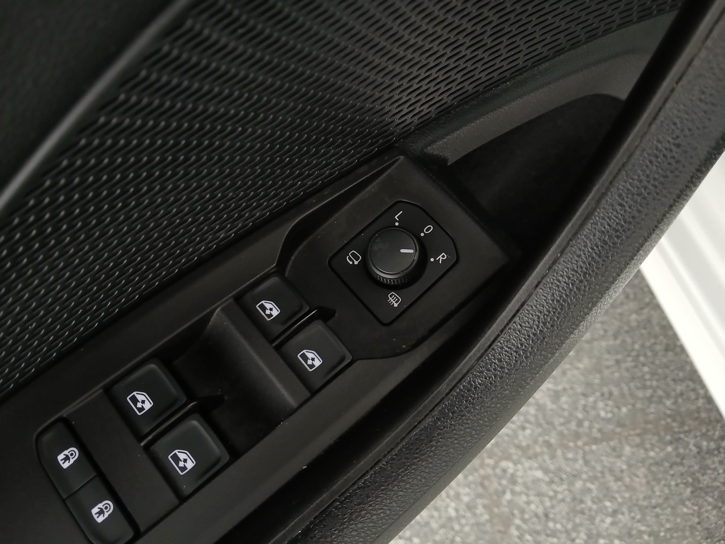 Skoda Octavia Combi 2.0 TDI Premium | Bild 11 von 30