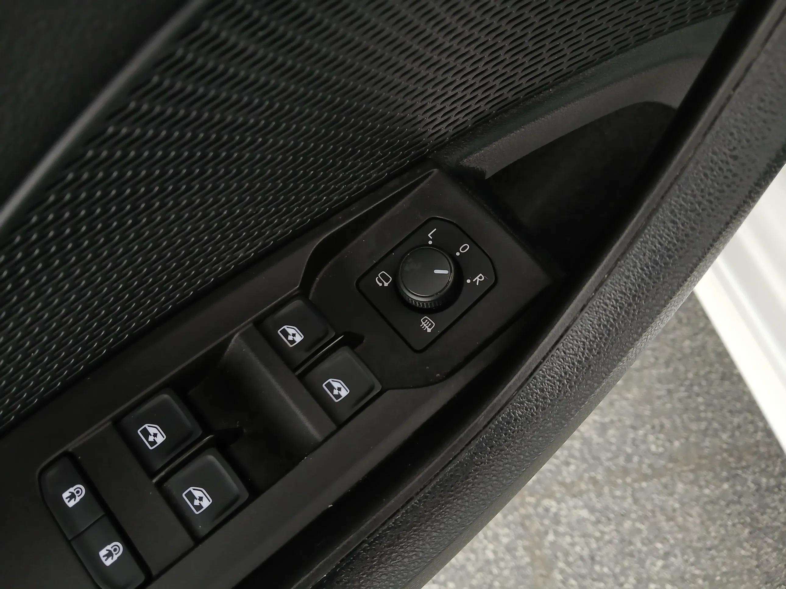 Skoda Octavia Combi 2.0 TDI Premium | Bild 11 von 30