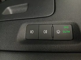 Skoda Octavia Combi 2.0 TDI Premium | Thumbnail 12 von 30