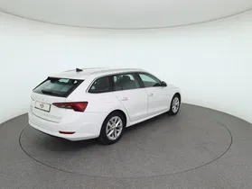 Skoda Octavia Combi 2.0 TDI Premium | Thumbnail 5 von 30