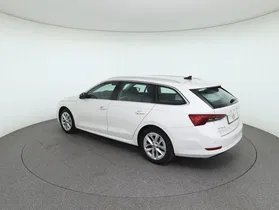 Skoda Octavia Combi 2.0 TDI Premium | Thumbnail 7 von 30