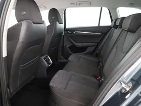 Skoda Octavia Combi 2.0 TDI DSG | Thumbnail 17 von 20