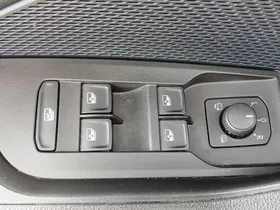 Skoda Octavia Combi 2.0 TDI Ambition | Thumbnail 8 von 25