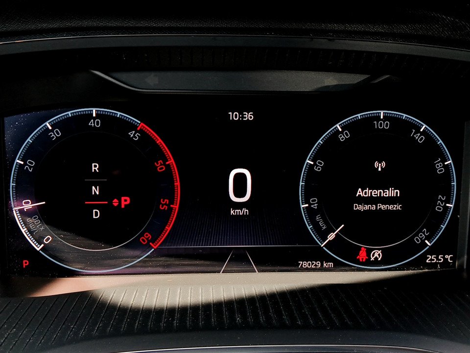 Skoda Octavia Combi 2.0 TDI Ambition | Bild 14 von 25