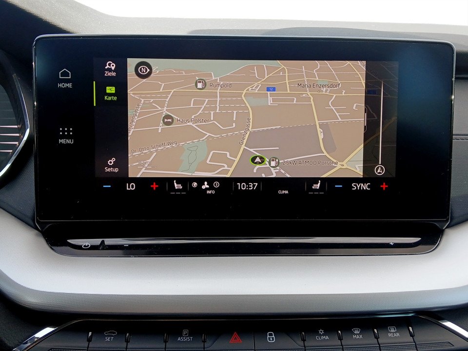 Skoda Octavia Combi 2.0 TDI Ambition | Bild 20 von 25