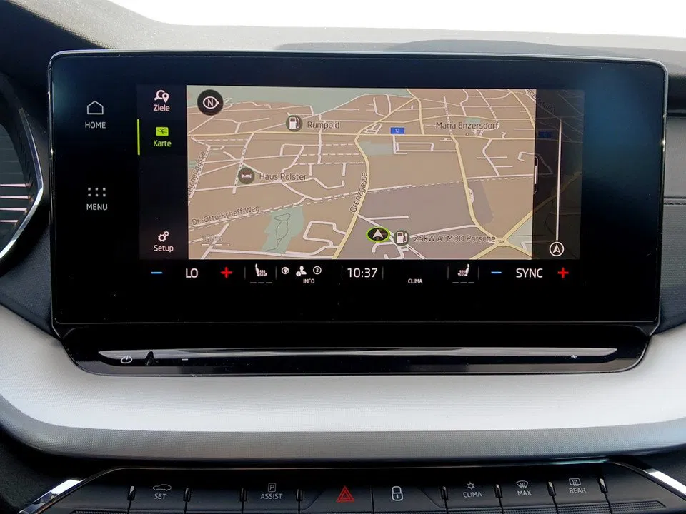 Skoda Octavia Combi 2.0 TDI Ambition | Bild 20 von 25