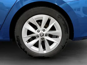 Skoda Octavia Combi 2.0 TDI DSG Style | Thumbnail 6 von 21