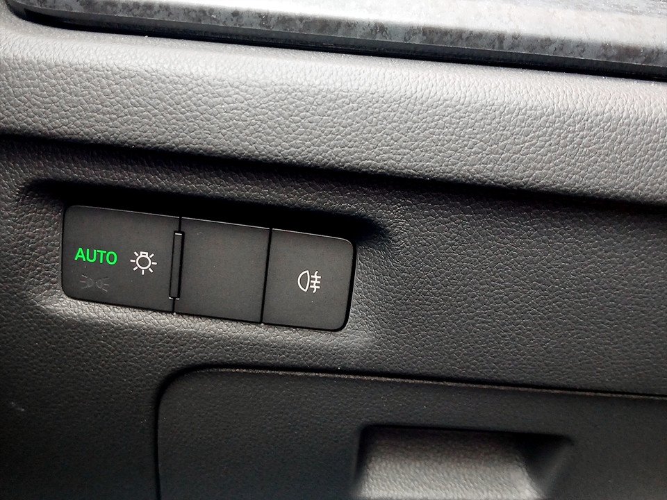 Skoda Octavia Combi 2.0 TDI W Selection | Bild 12 von 27