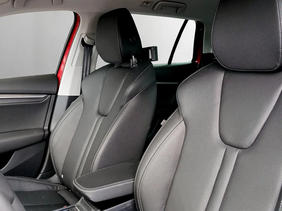 Skoda Octavia Combi 2.0 TDI W Selection | Bild 7 von 27