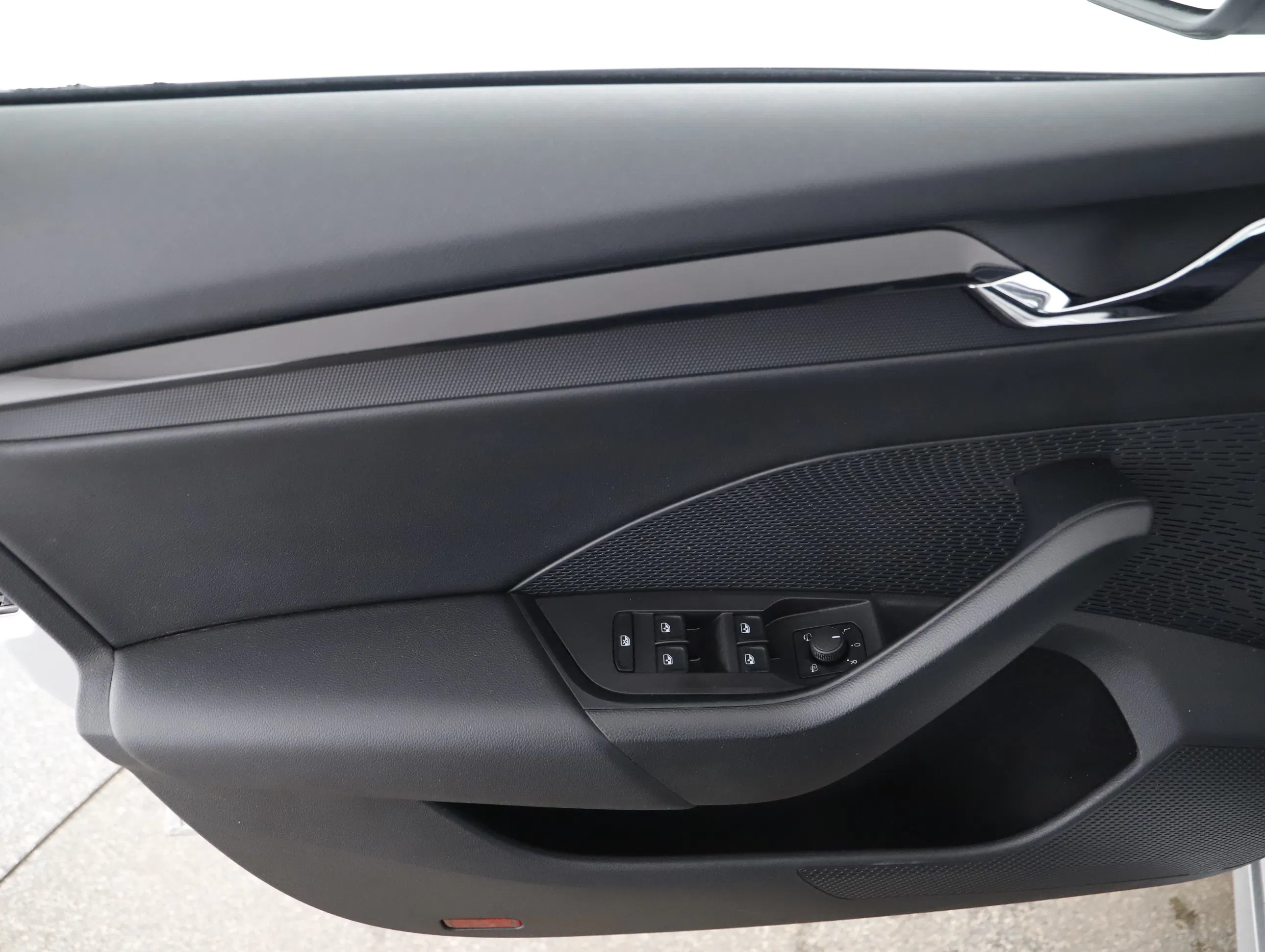 Skoda Octavia Combi 2.0 TDI Ambition | Bild 21 von 24