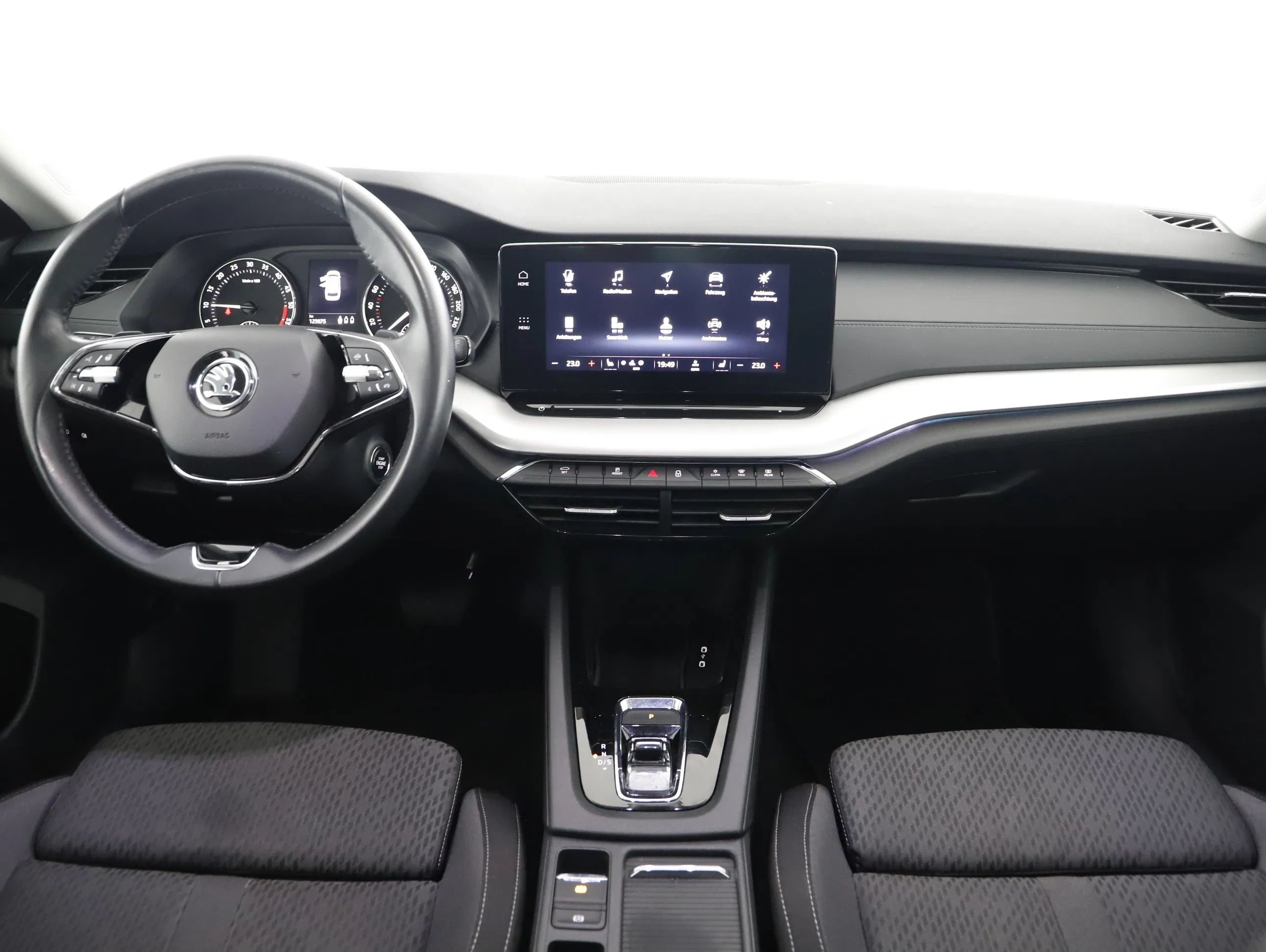 Skoda Octavia Combi 2.0 TDI Ambition | Bild 10 von 24