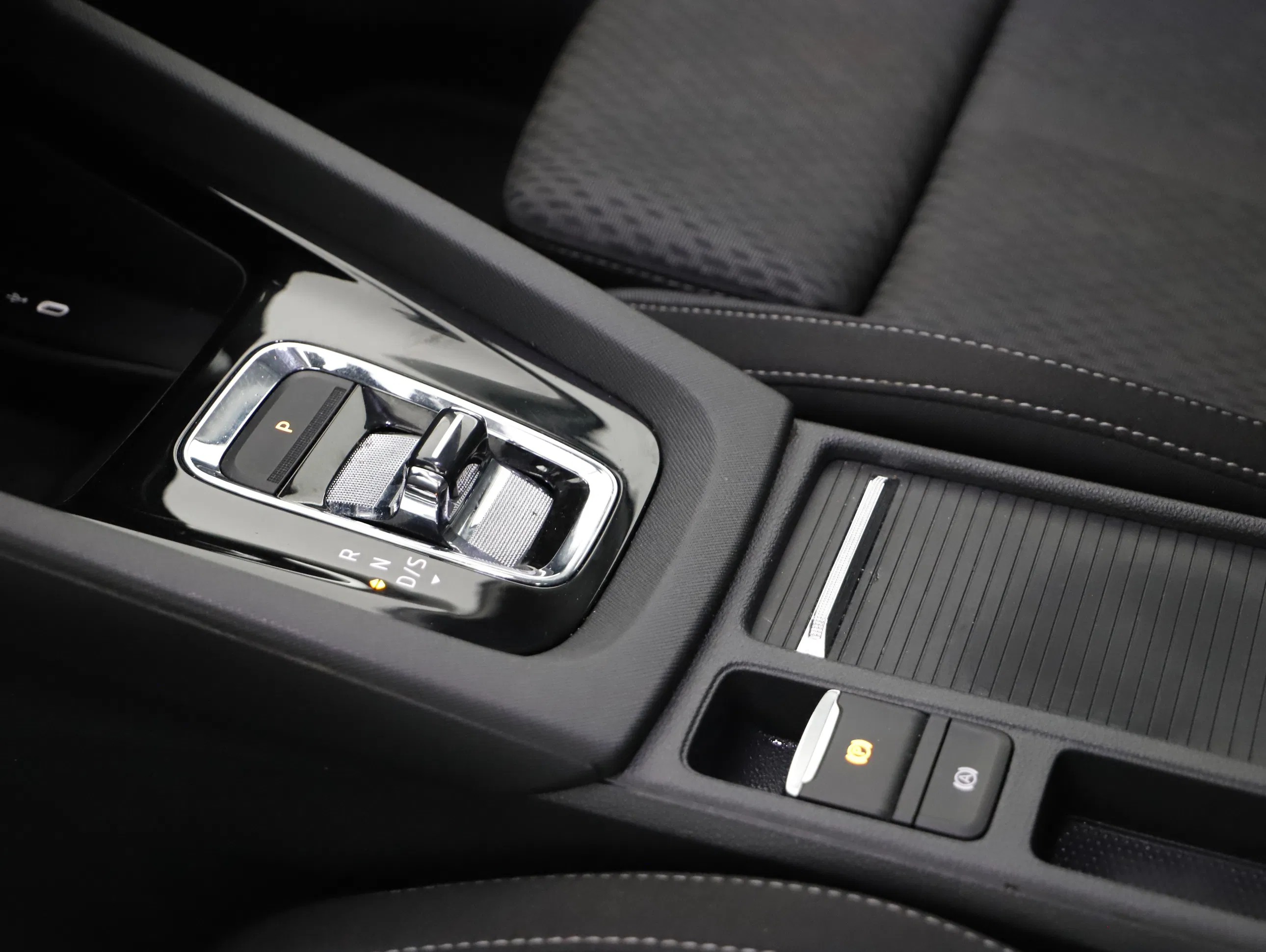 Skoda Octavia Combi 2.0 TDI Ambition | Bild 12 von 24