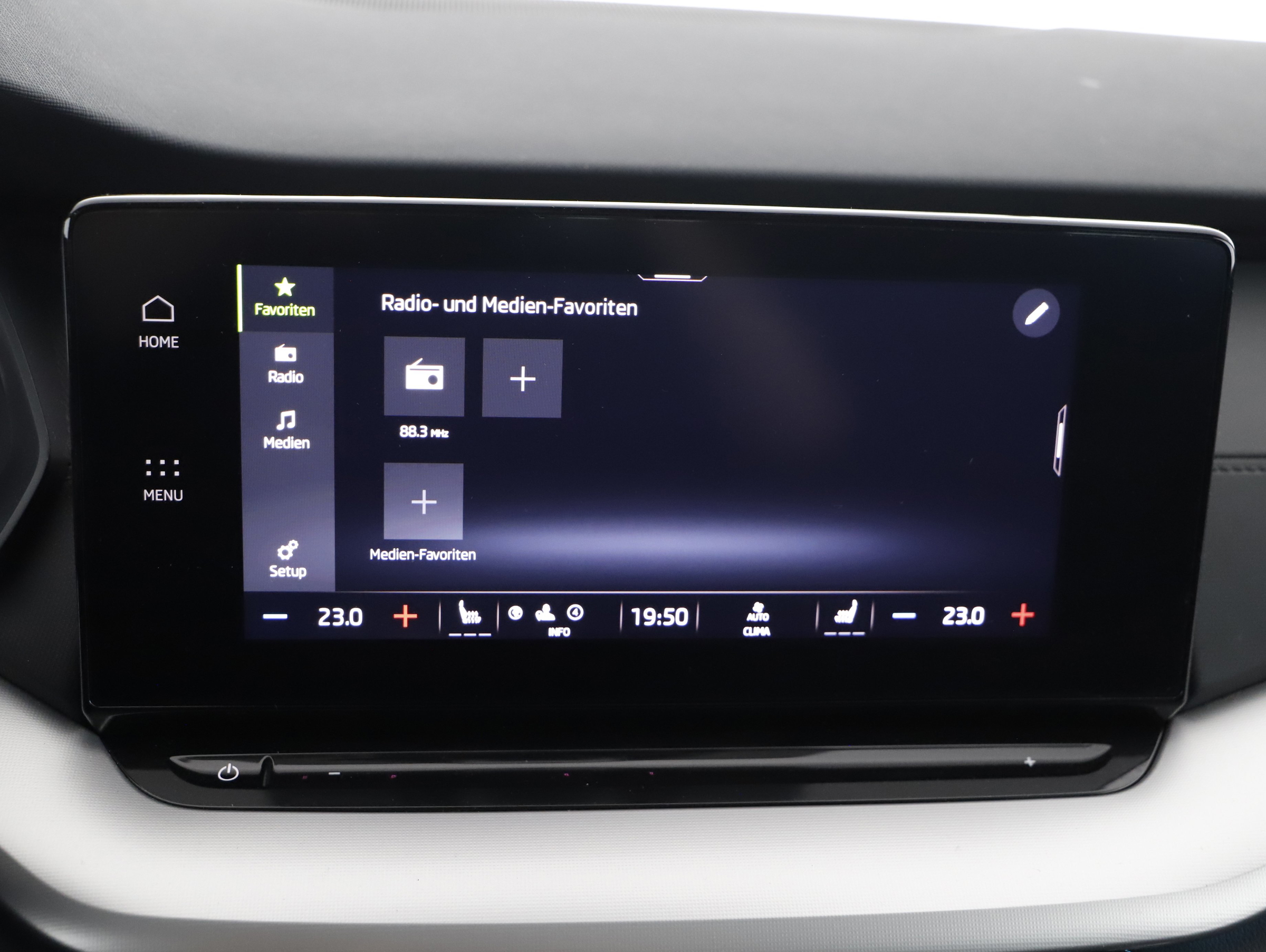 Skoda Octavia Combi 2.0 TDI Ambition | Bild 8 von 21