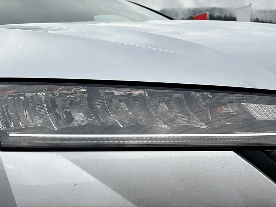 Skoda Octavia Combi 2.0 TDI Style | Bild 7 von 25