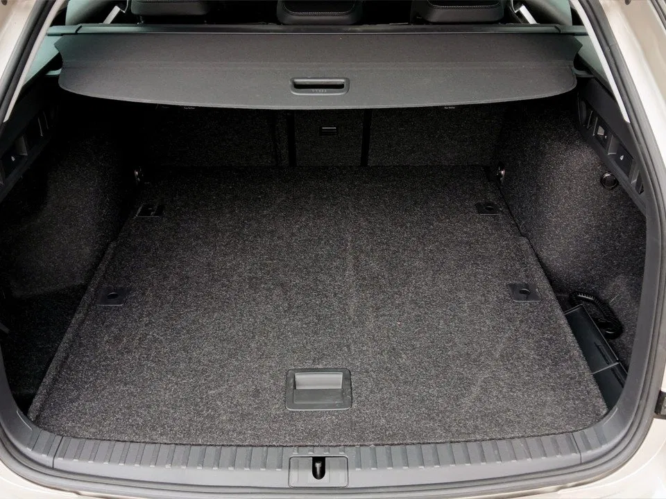 Skoda Octavia Combi 2.0 TDI W Selection | Bild 23 von 25
