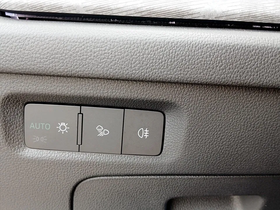 Skoda Octavia Combi 2.0 TDI W Selection | Bild 9 von 25