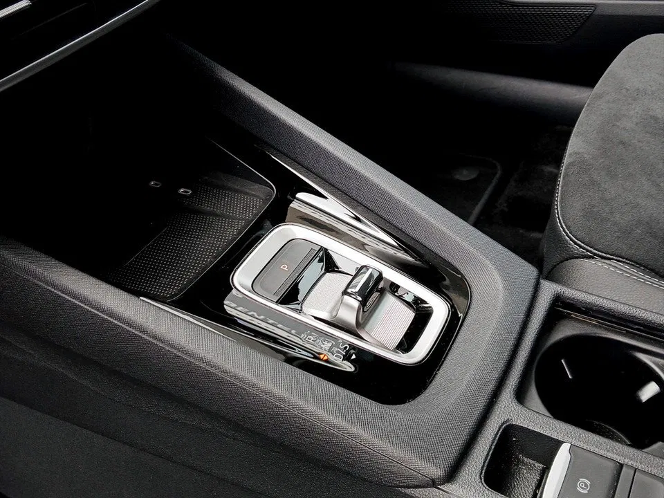 Skoda Octavia Combi 2.0 TDI W Selection | Bild 21 von 25